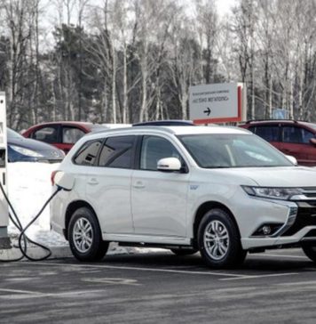 В Украине развивается инфраструктура скоростных зарядных станций для электрокаров от компании Mitsubishi