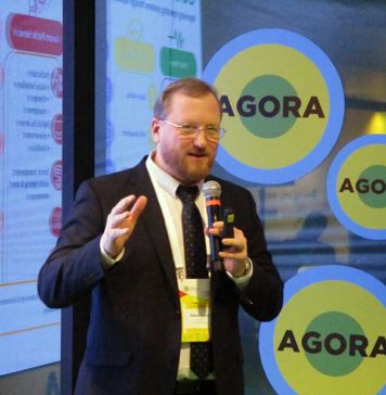 Михаил Бубнов: «Цифровой мир тесно взаимодействует с реальным»