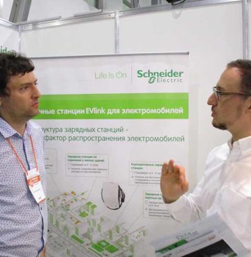 «Шнейдер Электрик Украина» показал на выставке свои зарядные станции Kyiv-Plug-In-Ukraine-2019-5