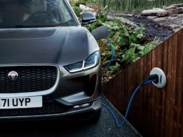 jaguar-i-pace-service-desk