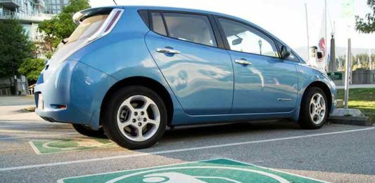 вру-парковки-для-электромобилей