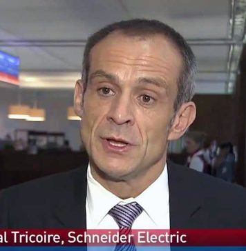 главный-исполнительный-директор-Schneider-Electric-Жан-Паскаль-Трикуар