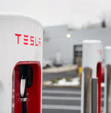 В Украине в 2020-м появятся зарядные станции Tesla Tesla-Supercharger-Украина-