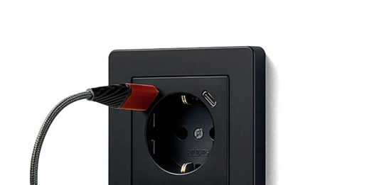 Электроблюз-JUNG-розетки-SCHUKO-с-USB-разъемами