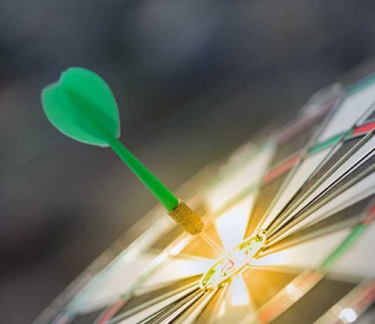 Электроблюз-Schneider-Electric-HPE-Momentum-Edge-Partner-2020-1