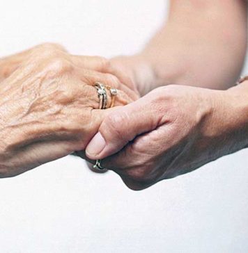 Электроблюз-Legrand-автономные-решения-для-пожилых