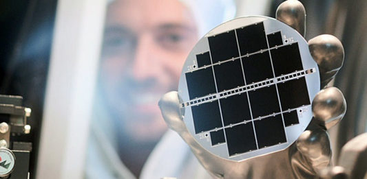 Электроблюз-солнечная-батарея-эффективность