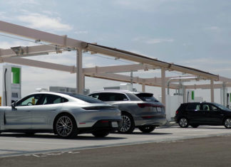 Электроблюз-VW-зарядная-станция-Аризона