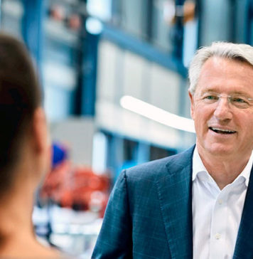 Электроблюз-ABB-CEO-Бьорн-Розенгрен-Давос