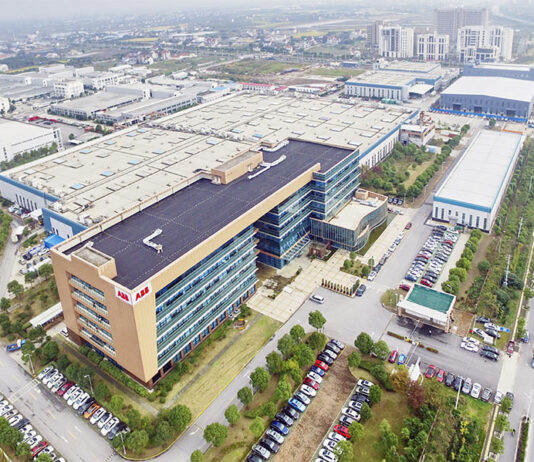 Глобальный научно-исследовательский центр ABB Robotics признан лидером в области инноваций Электроблюз-ABB-Robotics-Шанхай-НИОКР