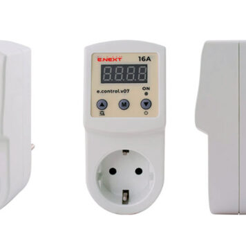 E.NEXT пропонує реле контролю напруги однофазне розеточне (відео) Электроблюз-E.NEXT-реле-контролю-напруги