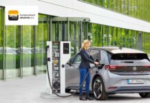 Электроблюз-Phoenix-Contact-E-Mobility-BEM