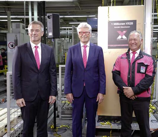 Электроблюз-Rittal-выпустила-миллионный-шкаф-VX25