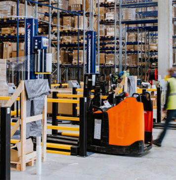 Электроблюз-Hager-Group-активно-развивает-свою-логистическую-модель