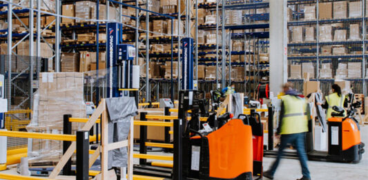 Электроблюз-Hager-Group-активно-развивает-свою-логистическую-модель