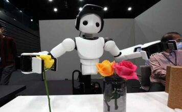 Электроблюз-Компания-Sony-представила-новейшую-робототехнику-для-удаленной-работы