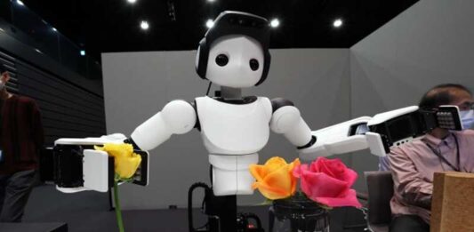 Sony представила новейшего робота для удаленной работы Электроблюз-Компания-Sony-представила-новейшую-робототехнику-для-удаленной-работы