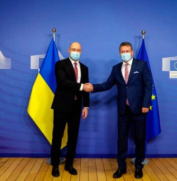 Електроблюз-прем’єр-міністр-обговорив-у-ЄС-зміцнення-енергетичної-безпеки