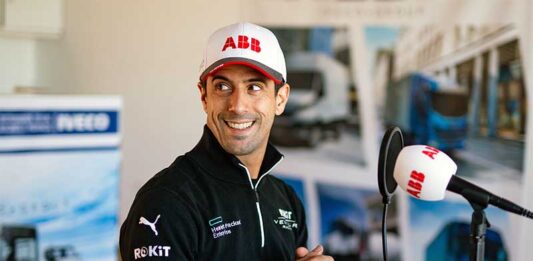 Электроблюз-ABB-Formula-E-–-нечто-большее,-чем-автоспорт