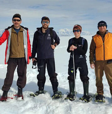 На станцію «Академік Вернадський» прибули французькі дослідники Електроблюз-на-станцію-«Академік-Вернадський»-прибули-французькі-дослідники