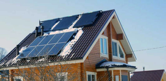 В 2021 году энергетики подключили к сетям 4,5 тыс. просьюмеров Электроблюз-в-2021-году-энергетики-подключили-к-сетям-4,5-тыс.-просьюмеров