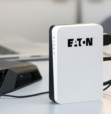 Электроблюз-Eaton-представляет-новый-компактный-и-универсальный-ИБП-–-3S-Mini-1