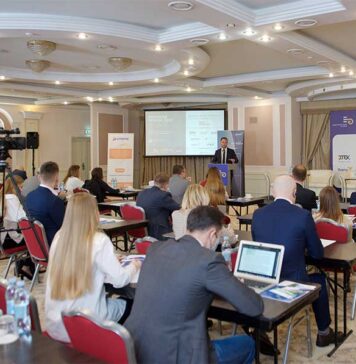 Електроблюз-частка-ВДЕ-в-об'єднаній-енергосистемі-України-в-2021-му-зросла-до-13,4%