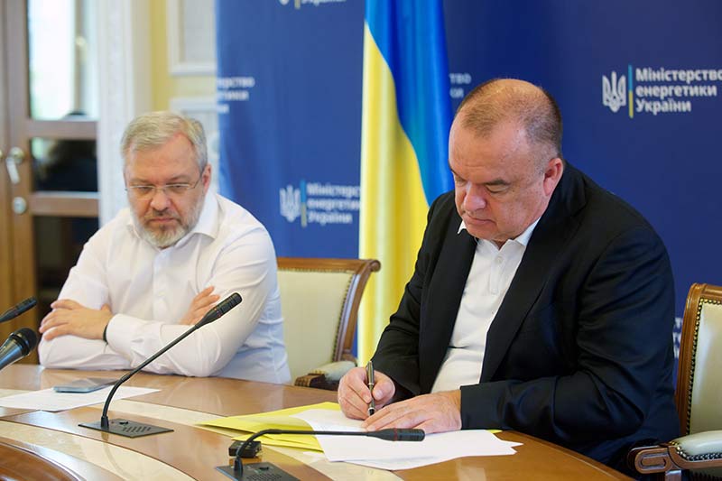 Електроблюз-в-Україні-створять-національну-мережу-електричних-зарядних-станцій-1