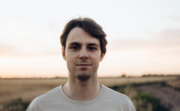 Електроблюз-Creatio-допомагає-оптимізувати-бізнес-процеси-будь-якого-підприємства-1